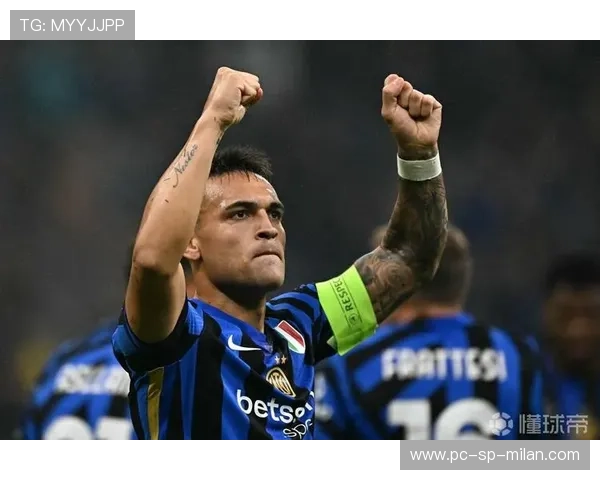 劳塔罗小范围转身抽射让国米前场火力极度集中